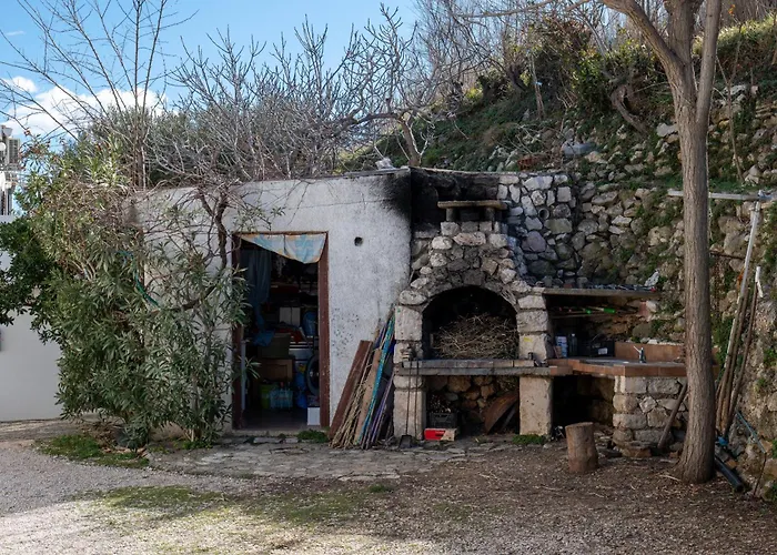 Barba Frane Apartment