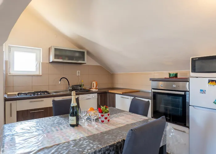 Barba Frane Apartamento Pag Town